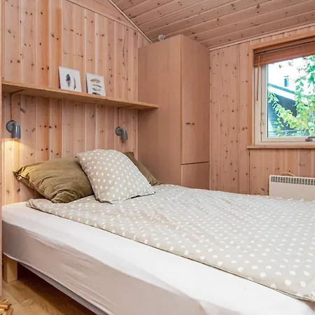 6 Person In * Эбельтофт