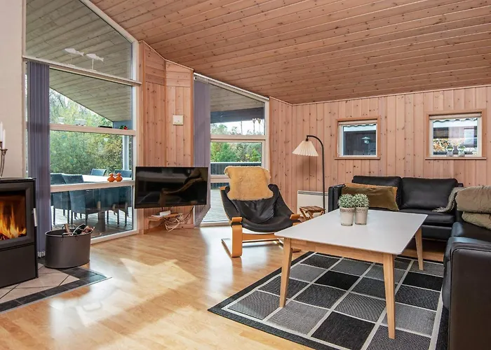 6 Person In Эбельтофт