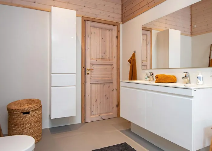 6 Person In Дом отдыха