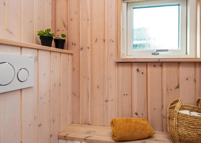 Дом отдыха 6 Person In *